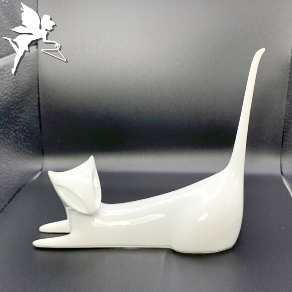 MCM ROYAL DUX 1960's Blanc de Chine Bohemia Mod Ceramic Siamese Cat Figurine - Picture 1 of 6